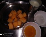A picture of step 1 of Muskmelon shake.