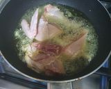 Foto langkah ke 3 dari resep 356. Ayam Goreng Mentega.