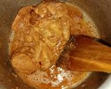 A picture of step 4 of Chicken stuffed Rooti farmajoo in pateela.