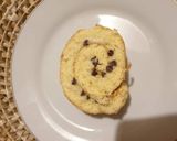 Une image de l'étape 6 de ~ gâteau roulé crème pâtissière vanille pépites chocolat noir ~.