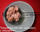 Foto del paso 8 de la receta: Empanada de hojaldre, con atún y mozzarela