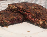 Foto del paso 5 de la receta: Tortilla de Hojas y Pencas de Remolacha, y Tallarines sobrantes