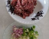 Foto langkah ke 1 dari resep Daging Sapi Cincang Isian Roti Goreng.