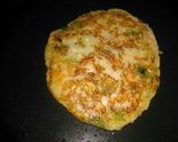 A picture of step 5 of Bread uttapam.