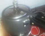 A picture of step 2 of Yellow daal tadka.