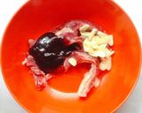 Hình bước làm 2 của món Dẻ sườn bò đút lò
