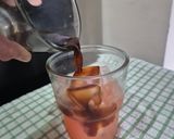 Foto langkah ke 2 dari resep Strawberry Americano.
