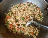 A picture of step 5 of Gajar Matar ki Sabji in Puffed Rice.