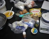 Foto langkah ke 1 dari resep Marmer Cake.