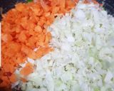 A picture of step 2 of Veg Thukpa.
