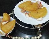 A picture of step 10 of Kesariya Gujiya.