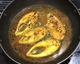 ইলিশের তেল ঝোল (ilisher tel jhol recipe in Bengali) রেসিপি ধাপ - 3 ছবি