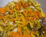 পেঁয়াজকলি ভাজা (peyajkali bhaja recipe in Bengali) রেসিপির ধাপ 1 ছবি