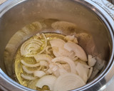 Foto del paso 6 de la receta: Libritos de lomo adobado en salsa de piquillos