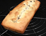 Foto del paso 11 de la receta: Budín Navideño con arándanos y pepitas de chocolate