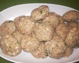 Zöldfűszeres, túrós fasírt recept fázis 2 fotója