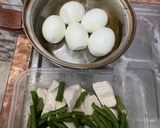 Foto langkah ke 1 dari resep Gulai Tahu Telur Simpel.