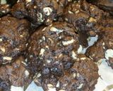 A picture of step 11 of Chocolate Mint Chip Cookies.