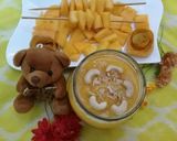 A picture of step 3 of Mango Smoothie.
