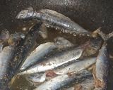 Foto langkah ke 5 dari resep Ikan goreng ketumbar.