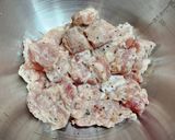 綠花椰骰香排（ブロッコリーダイススペアリブ）的食譜步驟1照片