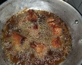 A picture of step 2 of Samaki wa kukaanga.