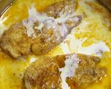 TEJSZÍNES-FOKHAGYMÁS CSIRKEMELL 🥘🧄 recept fázis 2 fotója