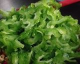 Foto langkah ke 3 dari resep ¹⁷⁹. Tumis Pare.