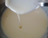 A picture of step 2 of Litchi coconut pudding.