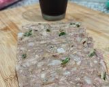 Foto del paso 11 de la receta: Queso de cerdo con codillo, paleta y patas 🐽