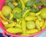 Foto langkah ke 1 dari resep Sambal ijo mudah sederhana.