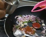 A picture of step 7 of Garlic honey chilli potato.