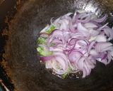 A picture of step 3 of Vegetable paratha.