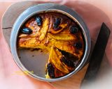 A picture of step 5 of Mango and dates pound cake.