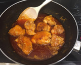 Foto del paso 5 de la receta: Pollo en salsa de sobrasada y miel