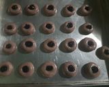 Foto langkah ke 4 dari resep Thumbprint blueberry jam cookies.