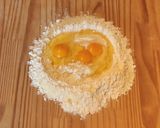 A picture of step 1 of Fettuccine alla Papalina.