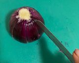 A picture of step 4 of Blossoming Crispy Onion Lotus.