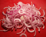 Foto del paso 4 de la receta: Gajos de patatas orgánicas al horno, con pinchitos morunos