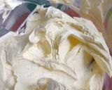 A picture of step 2 of Buttercream frosting 🇩🇪.