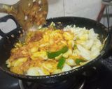 A picture of step 2 of Mix veg macaroni pasta.