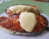 Foto del paso 4 de la receta Salmón a la plancha con mayonesa de mostaza