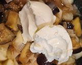 Foto del paso 7 de la receta: Albóndigas de carrillera ibérica en salsa de queso, berenjena y calabacín