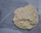 A picture of step 4 of Keto Garlic Bread with almond flour   نان سیر با آرد بادام.