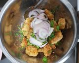 รูปขั้นตอนการทำที่ 5 ของ ยำไก่แซ่บ