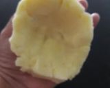 A picture of step 13 of Carmelita-Style Stuffed Potato and Yuca Patties.