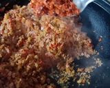 Foto del paso 3 de la receta: Empanadas rotiseras de carne y pasas de uva
