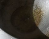 A picture of step 2 of Gobhi aloo.