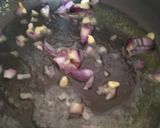 A picture of step 2 of Green bean soup.