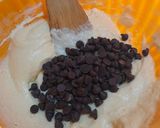 Foto del paso 4 de la receta: Galletas con chispas de chocolate súper fácil